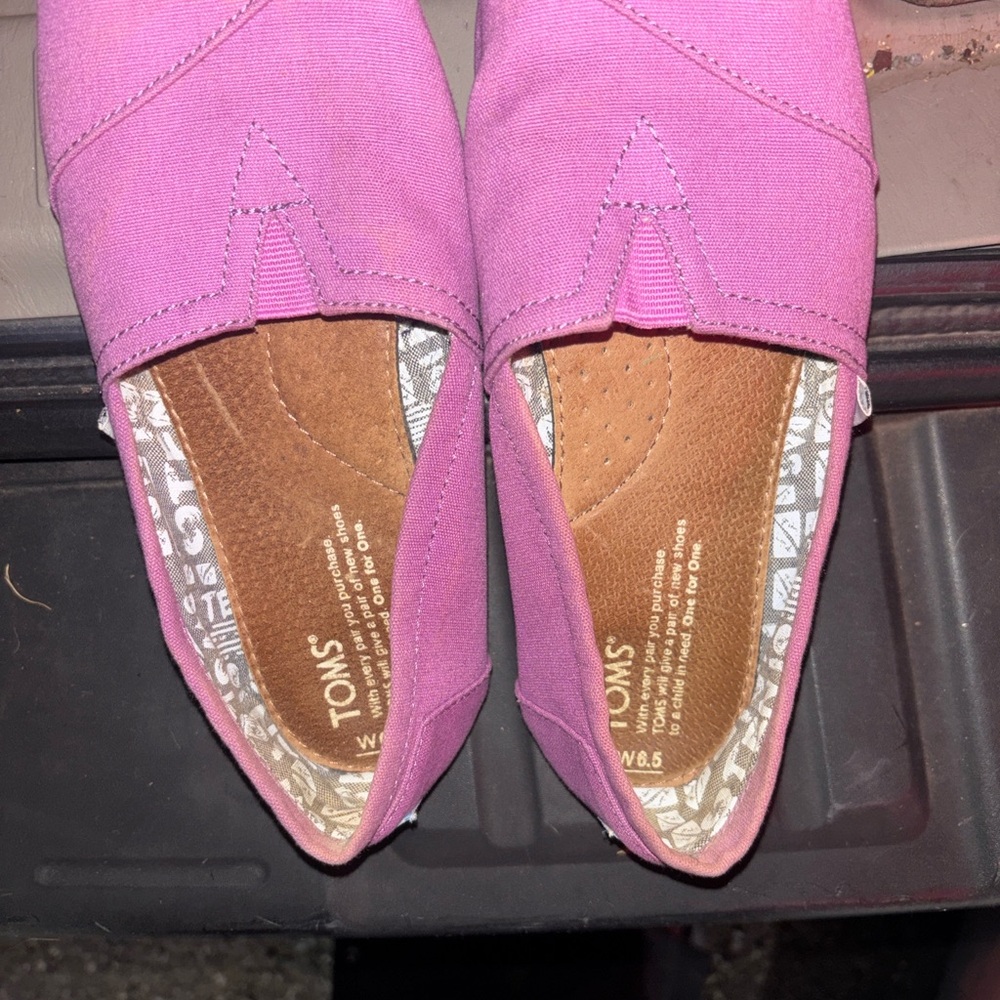 Toms Fuchsia Canvas Slip-Ons